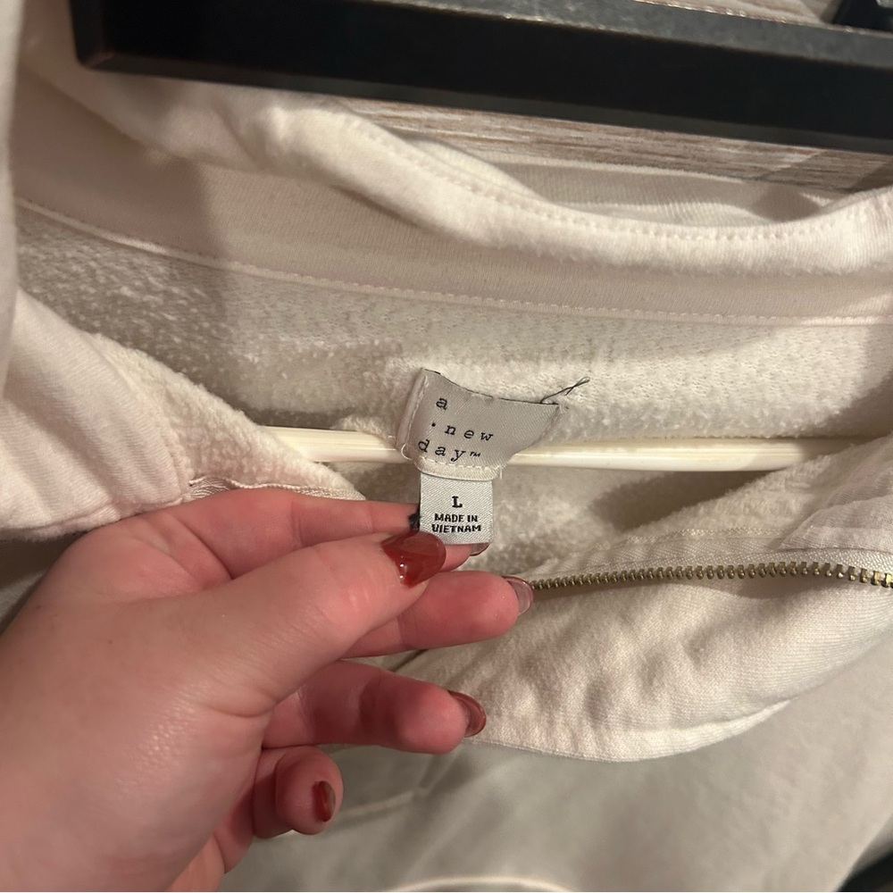 A New Day Quarter-Zip Sweatshirt Size Large - Picture 4 of 5